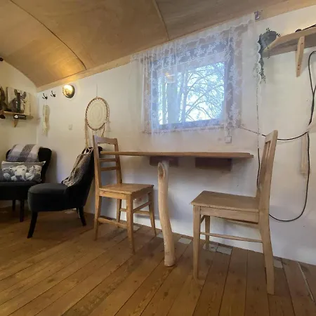 Casa de Férias Pipowagen Het Oventje *