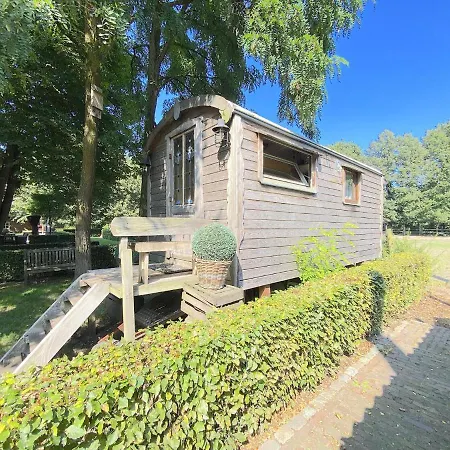 Pipowagen Het Oventje